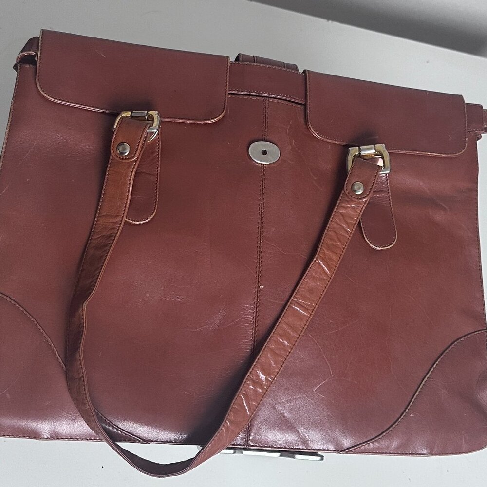 Vintage Handbag with Gold Detail and Coin Purse